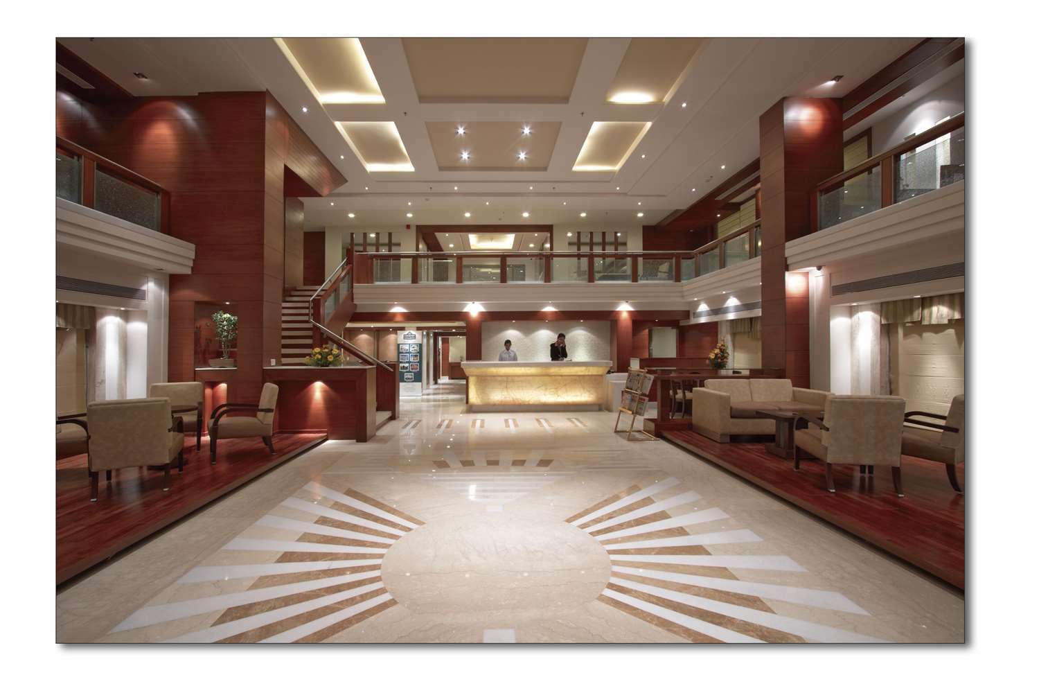 Surestay Plus Hotel By Best Western Indore Interior photo